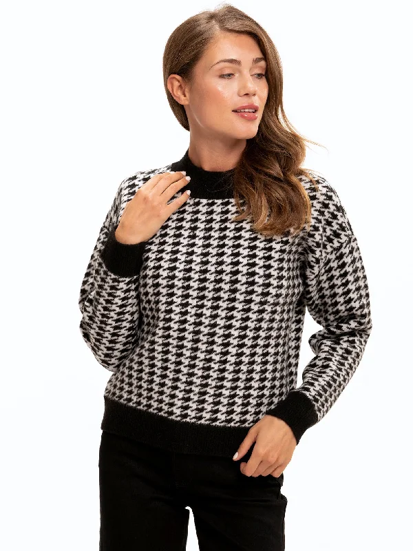 Elexia Houndstooth Sweater